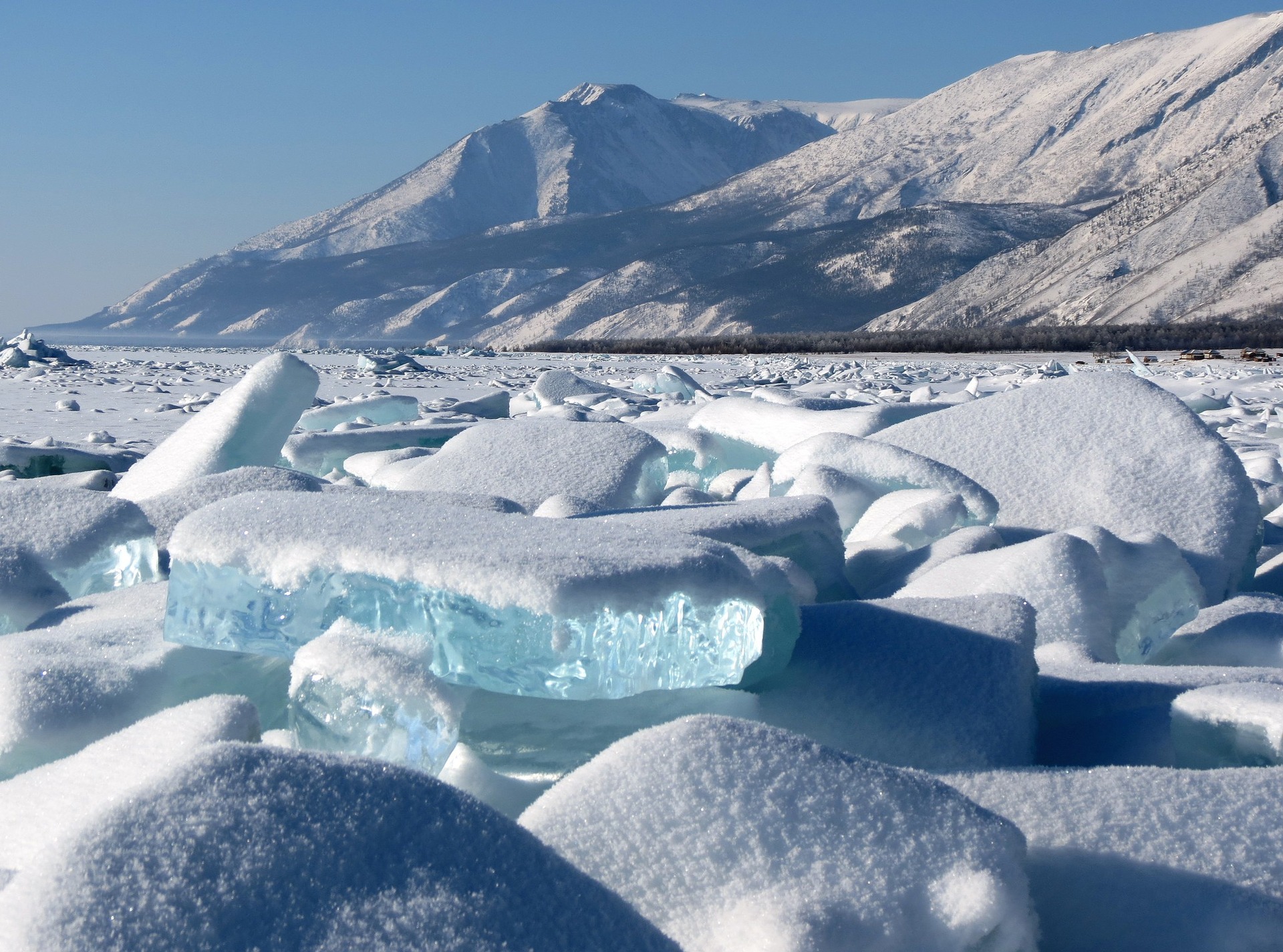 baikal-2631913_1920.jpg