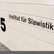 institut-schild-grau